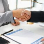 Negoziare i contratti per progetti e servizi informatici